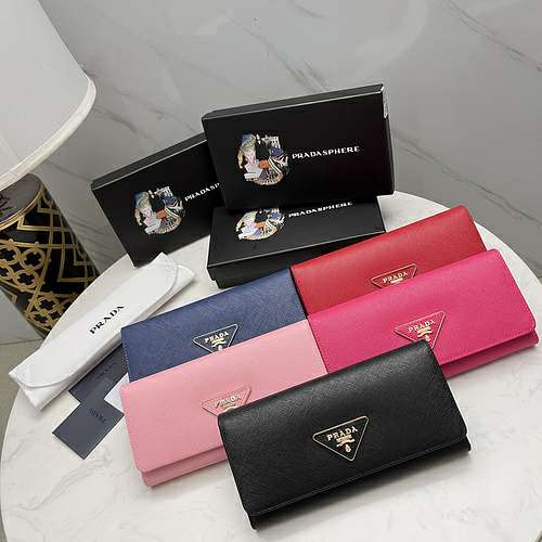 Picture of Prada Wallets _SKUfw117766185fw
